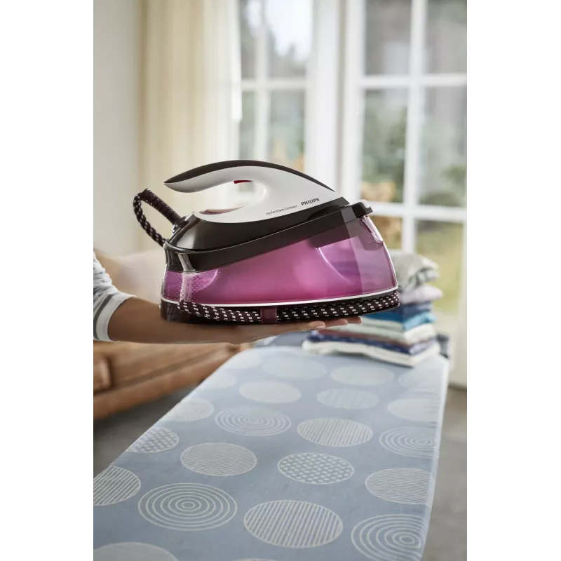 Philips GC7842/40 aurutriikraud 2400 W 1,5 L SteamGlide Plus tallaga lilla, valge