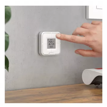 Seinale paigaldatav juhtmevaba nutikas kontroller FRITZ Smart Control 440 — Valge, 69×69×18 mm
