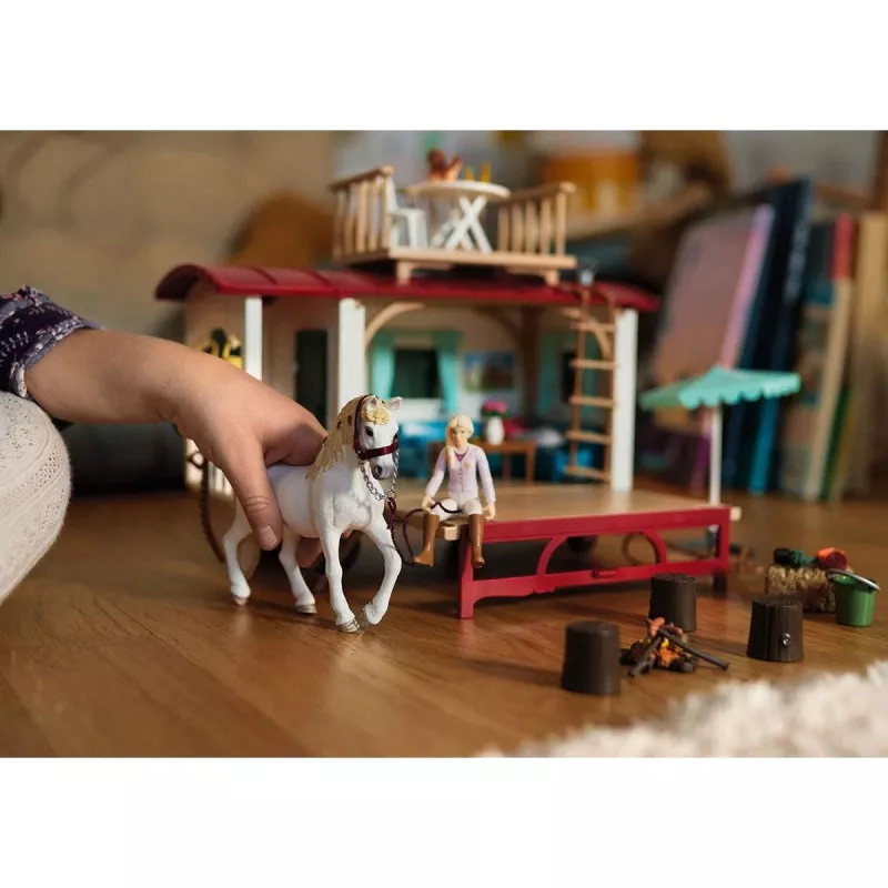 Karavan Schleich HORSE CLUB 42593 salajaste klubikoosolekute jaoks