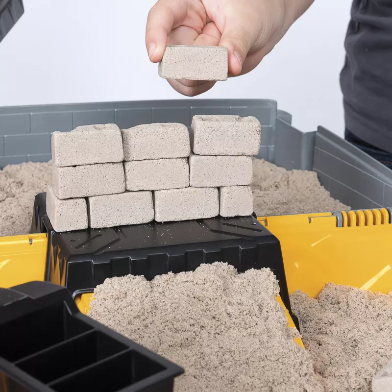 Kinetic Sand, ehitusplatsi kokkupandav liivakast 2 naela mänguliiva ja mänguautoga, hoiuskarp, sensoorsed mänguasjad, pühadekingid lastele alates 3. eluaastast