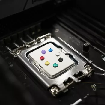 Termopasta Cooler Master Cryofuze 5 — kollane, max töötemperatuur 240 °C, 1 tk