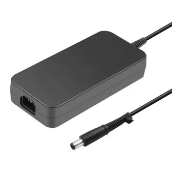 CoreParts MBXDE-GAM005 toiteadapter/inverter sisetingimustesse 180 W must