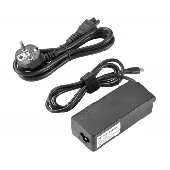 CoreParts MBXUSBC-AC0033 USB-C adapter toiteedastusega