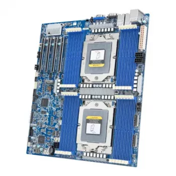 GIGABYTE MZ73-LM0 emaplaat Socket SP5 Extended ATX