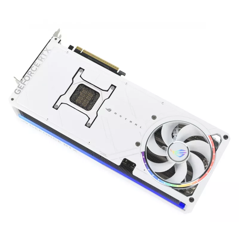 Graafikakaart ASUS ROG Astral GeForce RTX 5090, 32 GB GDDR7, 512-bit, PCIe 5.0, 3 ventilaatorit, valge