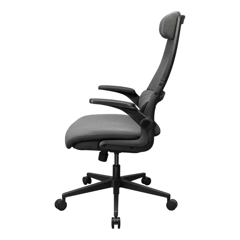 Kontori/mängutool Cougar Stryder — riidest iste ja seljatugi, hall, jalajälg 710×675 mm, kõrgus min 115 cm