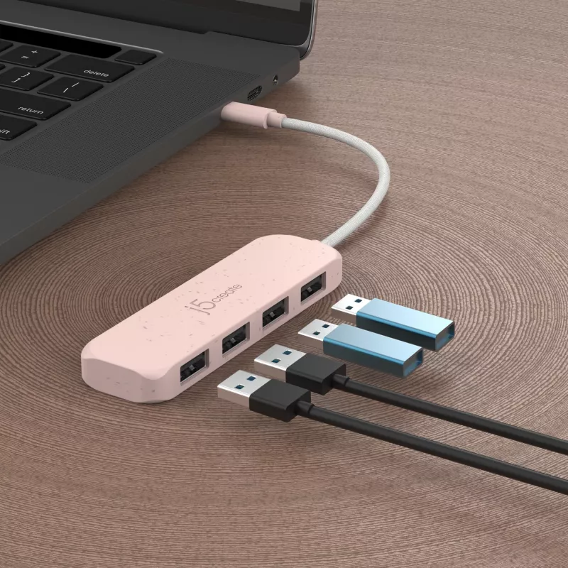 USB-C–4 pordiga USB-A Gen 2 jaotur j5create — 10 Gbps, USB 3.2, roosa, taaskasutatud ABS-plast, 100×27×19 mm
