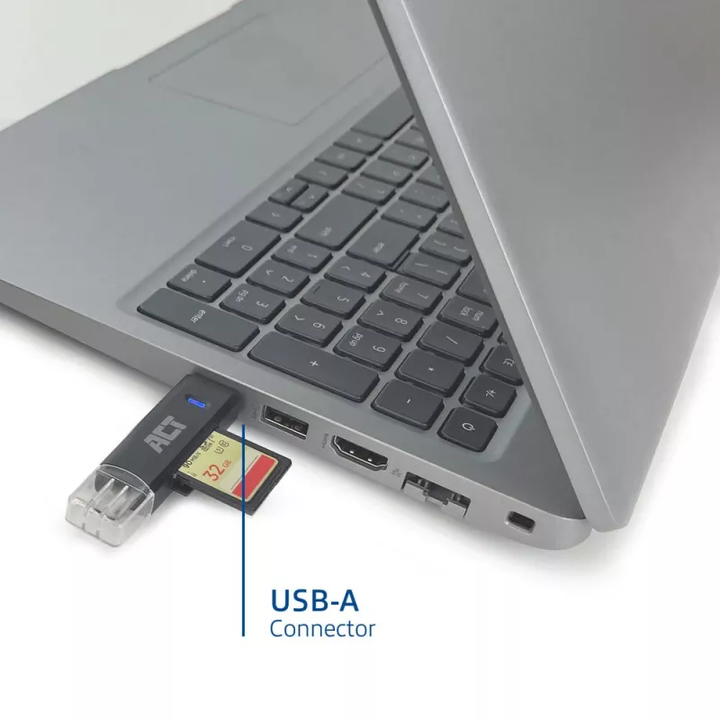 ACT USB-C/USB-A 3.0 kaardilugeja, must