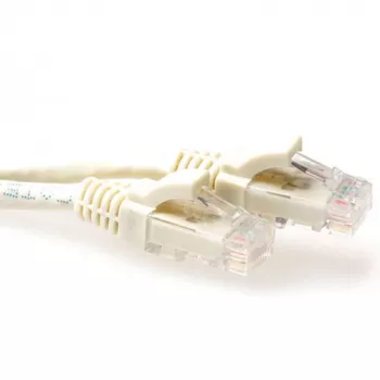 ACT Ivory 3-meetrine U/UTP CAT6A patch-kaabel, haakumisvastane, RJ45-pistikutega