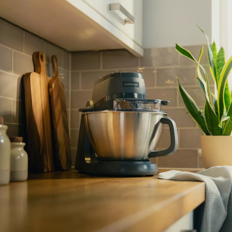 Köögikombain Kenwood KHC30.070GY — 1000 W, 4,3 L roostevabast terasest kauss, pöördnupp, hall