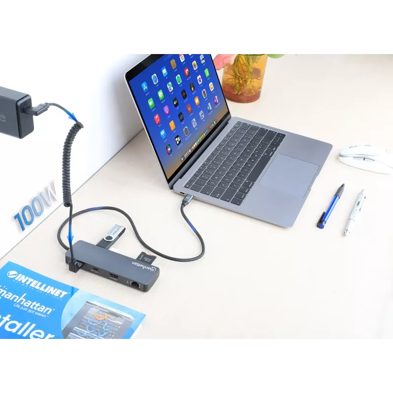 Manhattan USB-C dokk/jaotur kaardilugejaga, pordid (x7): Ethernet, HDMI, USB-A (x3) ja USB-C (x2), Power Delivery (PD) 100 W – vajab välist USB-C laadijat (ei ole kaasas). USB-toitega (välist toiteallikat pole vaja), kui PD ei ole kasutusel