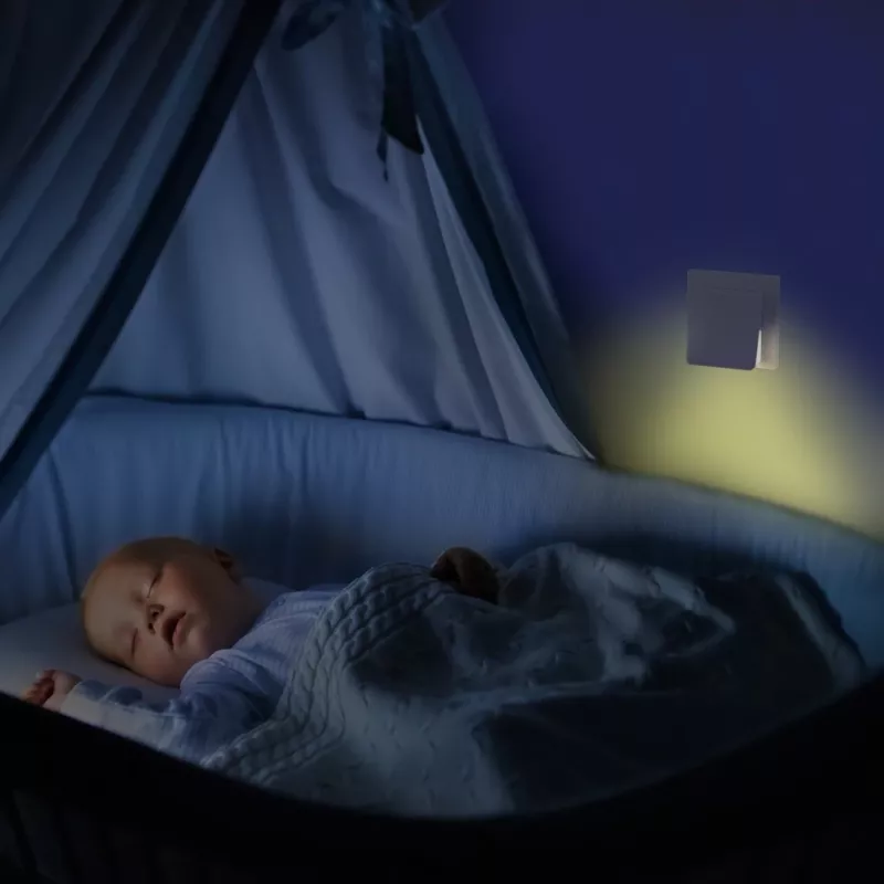 Hama 00223494 öölamp pistikupessa öölamp