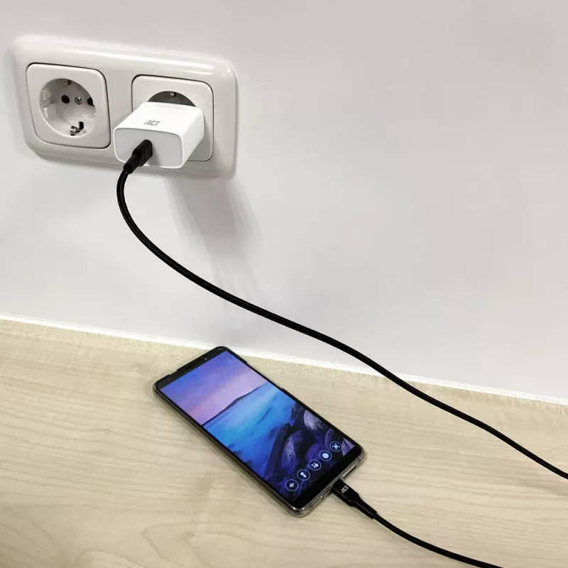 ACT USB 2.0 laadimis-/andmekaabel C-isane - C-isane 1 meeter, nailon