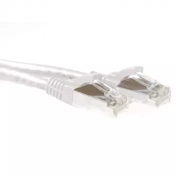 ACT valge 25 meetri pikkune SFTP CAT6A patch-kaabel takerdumisvastase kaitsega ja RJ45-pistikutega