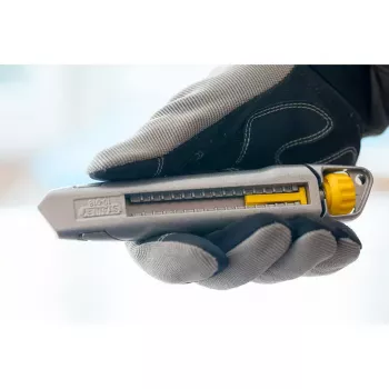 Utiliidiga Stanley 1-10-018 hall kollane äramurtav tera