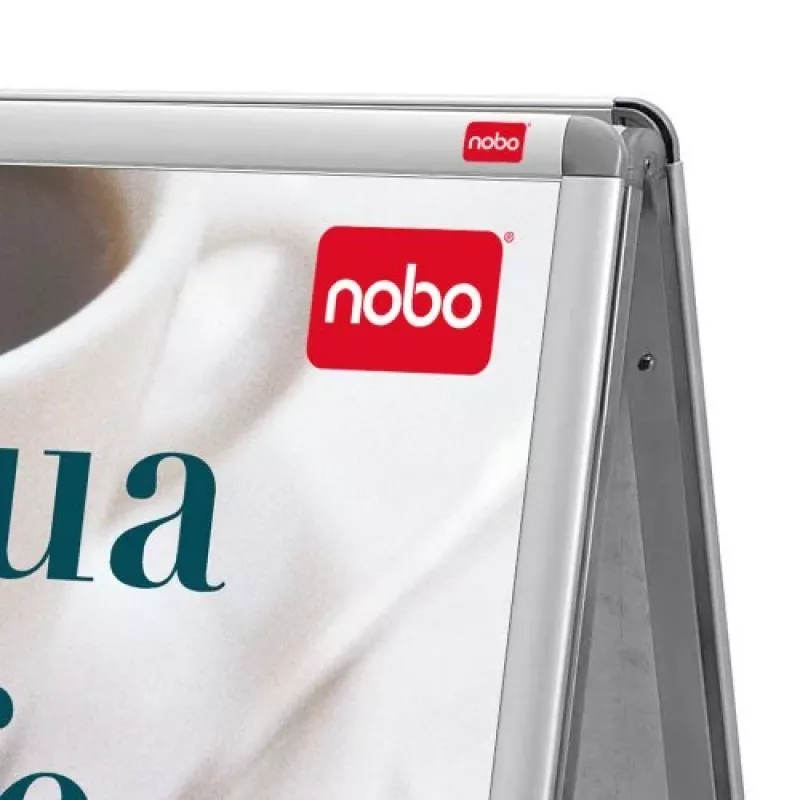 Nobo Essence A2 A-raamiga kõnniteesilt, hõbedane, alumiinium, 485 mm, 850 mm