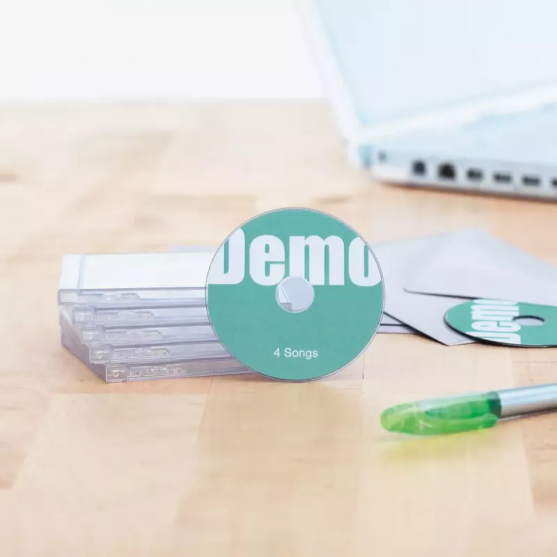 Isekleepuvad sildid HERMA CD Mini A4 Ø 78 mm