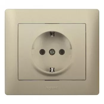Pistikupesa tüüp F Legrand 771462 beež 250V 16A