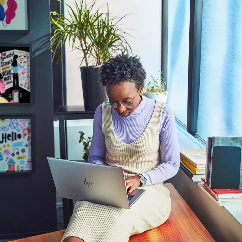 Mobiilne tööjaam HP ZBook Firefly G11 14 tolli Intel Core Ultra 7 32GB 1TB Intel Graphics Windows 11 Pro