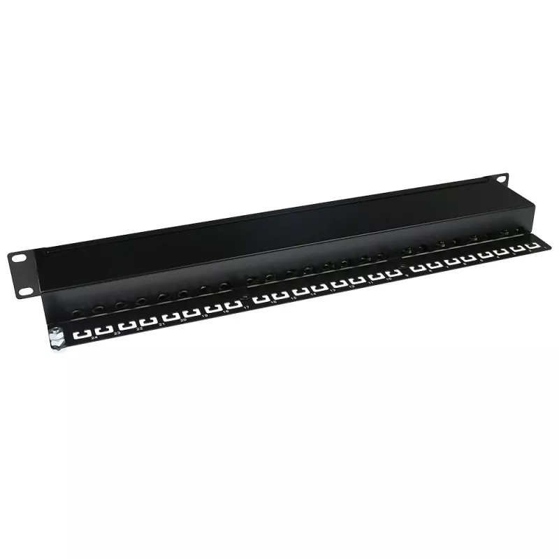ACT Patchpanel CAT5E varjestatud 24 pordiga kaanega
