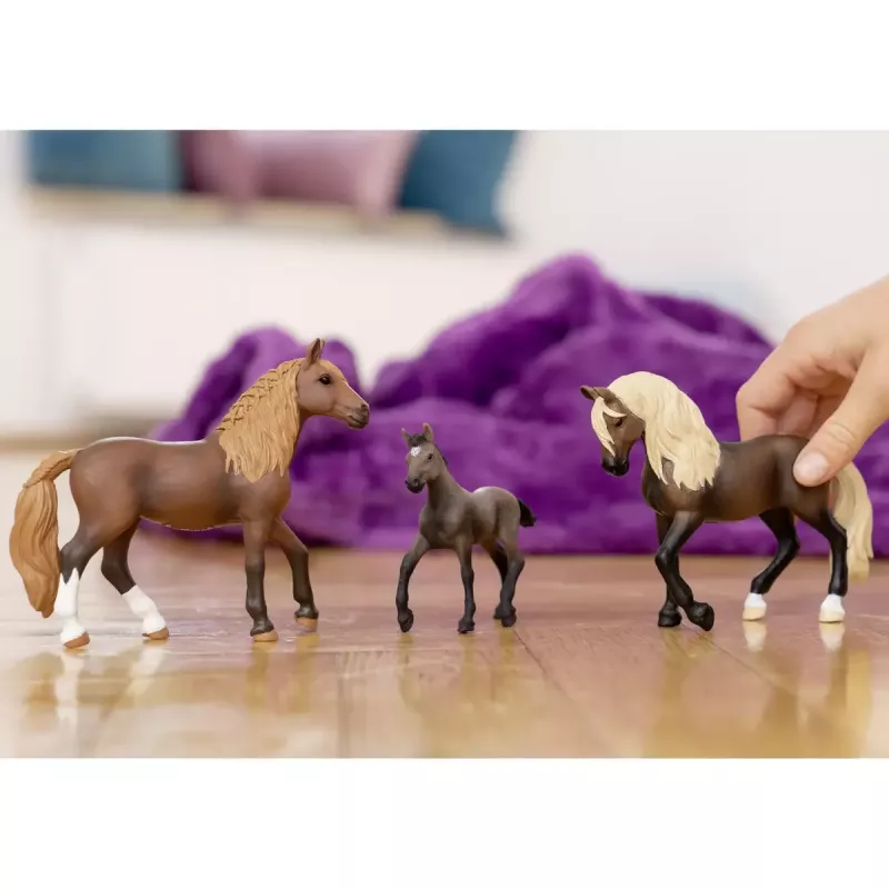Schleich hobusefiguur Peruu Paso täku mudel 13952, vanusele 5+, beež/pruun