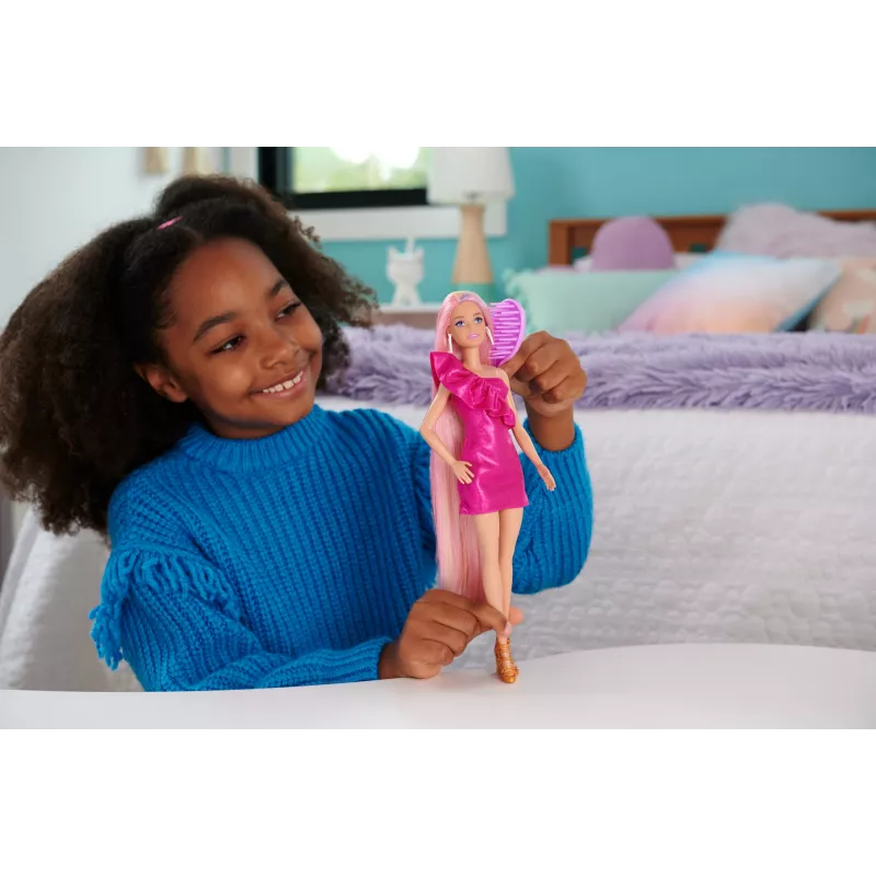 Barbie Fun & Fancy Hair Nukk – eriti pikkade värviliste blondide juuste ja soengutarvikutega