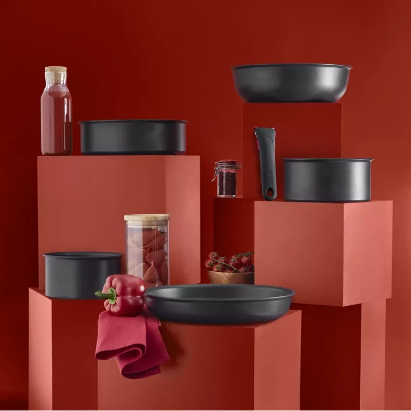 Söögiriistade komplekt Tefal Ingenio L76391 — alumiiniumist segakomplekt, 4 tk (kastrulid Ø16/18/20 cm) must