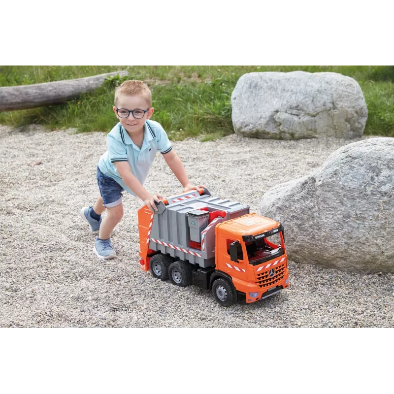 Lena GIGA TRUCKS Prügiauto Arocs kleebistega