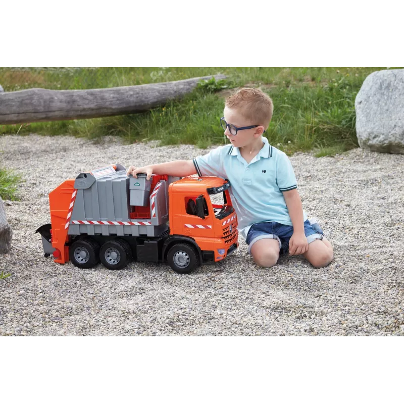 Lena GIGA TRUCKS Prügiauto Arocs kleebistega