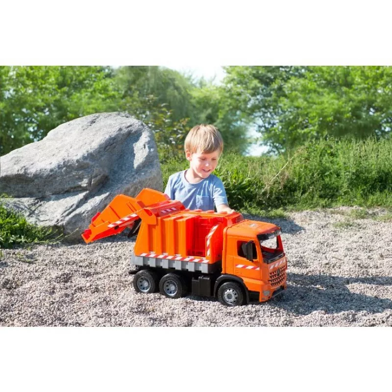 Veoauto Lena GIGA TRUCKS