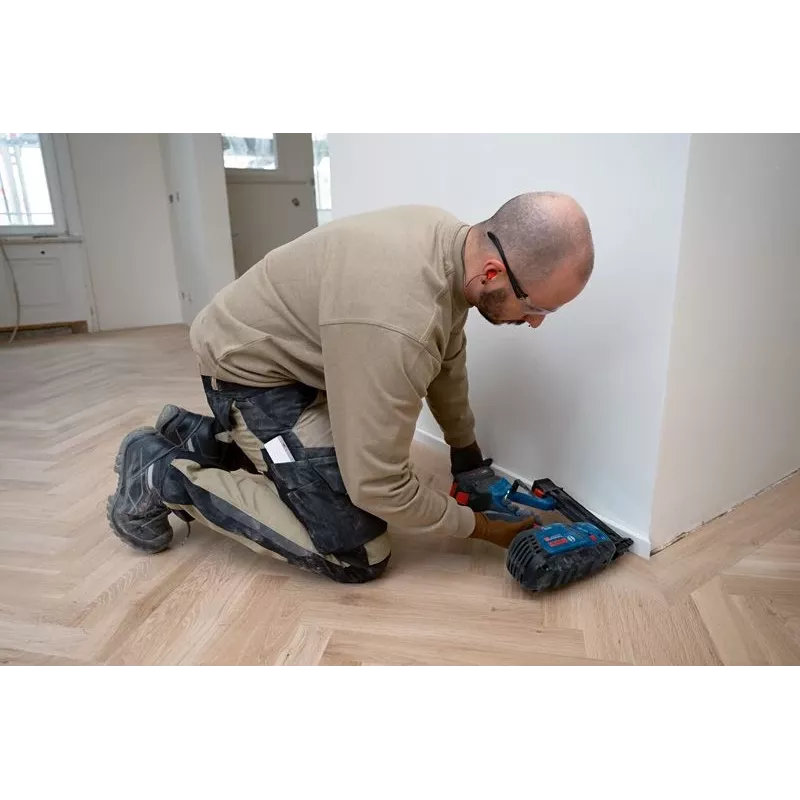 Bosch GNH 18V-50 M Professional naelapüstol, aku