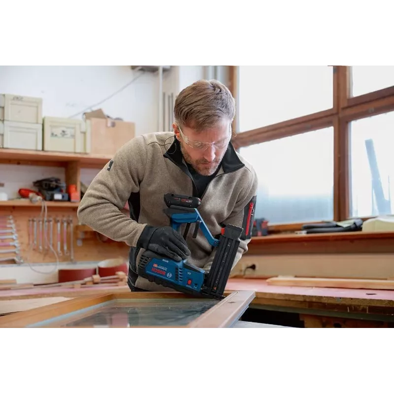 Bosch GNH 18V-50 M Professional naelapüstol, aku