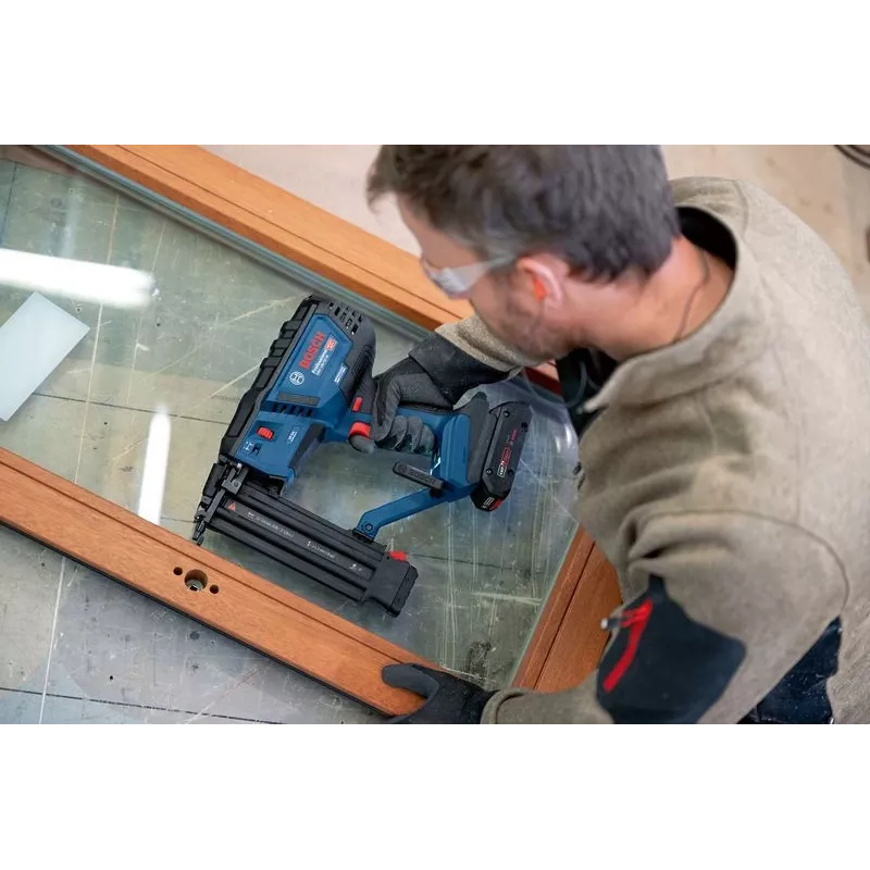 Bosch GNH 18V-50 M Professional naelapüstol, aku