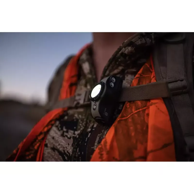 Käeshoitav taskulamp Ledlenser MH8 Must