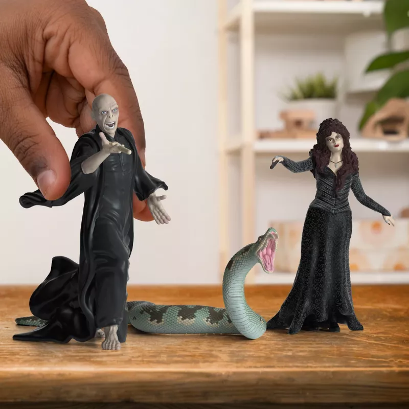 Figuurikomplekt Schleich Lord Voldemort Nagini Bellatrix Lestrange Mitmevärviline