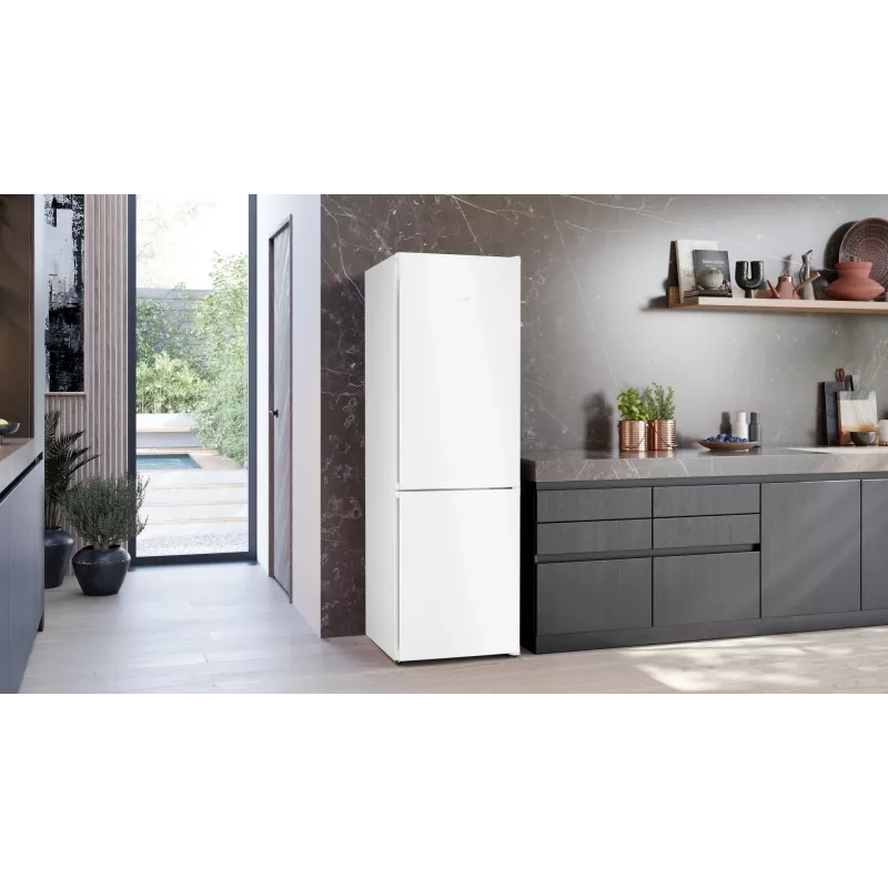 Siemens iQ300 KG36N2WCF külmik-sügavkülmik eraldiseisev 321 L valge