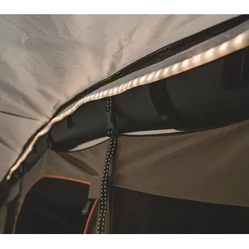 Tunnelitelk easy camp Brimnes 5 Air — 5-kohaline, 470×320×195 cm, polüester väliskate, polüetüleen põhjariie, klaaskiust postid, veekindlus 3 m