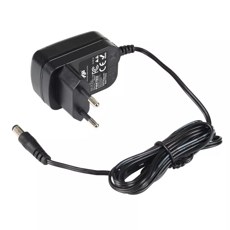 Akyga AK-TB-22 universaalne toiteadapter, 5 V, 2 A, 10 W, 5,5 x 2,1 mm, 1,5 m