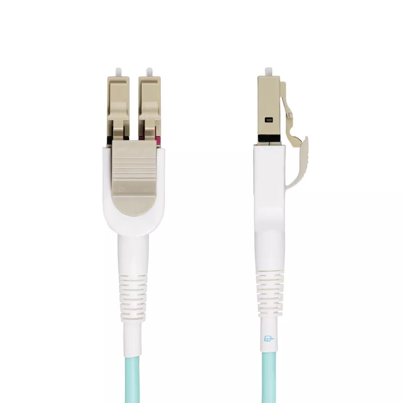 StarTech.com 5 m (16,4 jalga) LC kuni LC (UPC) OM4 ümberlülitatav fiiberoptiline kaabel 50/125 µm, 100G, tööriistavaba polaarsuse vahetus, madal sisestuskadu – LSZH fiiberoptiline džemperjuhe