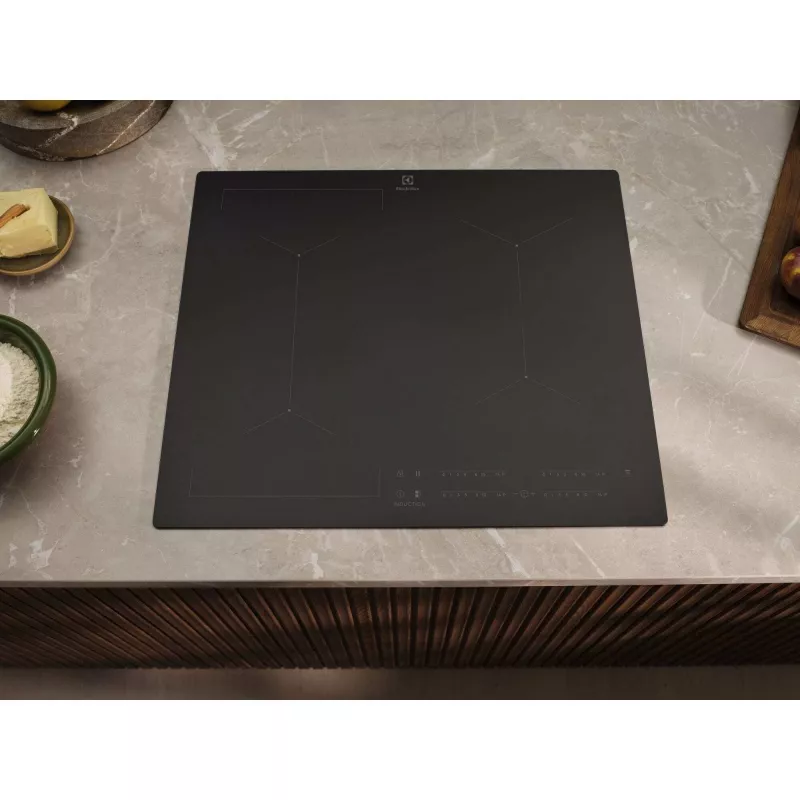 Electrolux Serie 600 EIV63443CT Must sisseehitatud 60 cm tsoon-induktsioonpliit 4 tsooniga