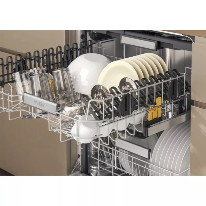 Whirlpool W7I HP42 L Täissüvistatav 15 komplekti