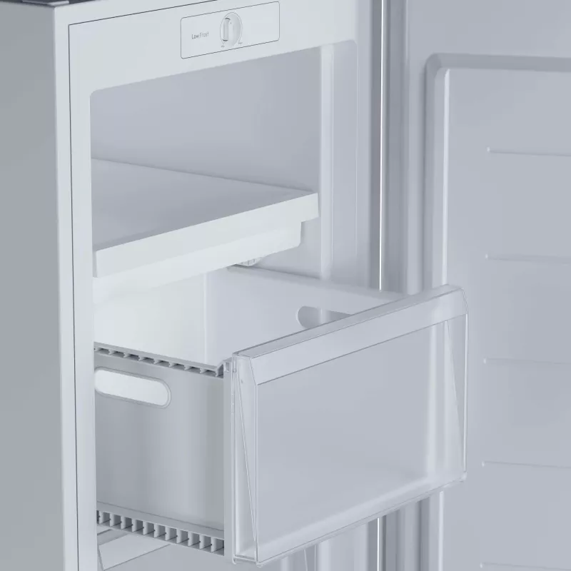Candy CNUQ2L513EWH püstine sügavkülmik eraldiseisev 169 L valge