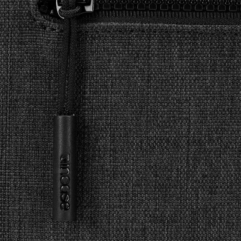 Incase Compact Sleeve koos Woolenexiga 14-tollise MacBook Pro jaoks (M1-M4, 2021-2024)