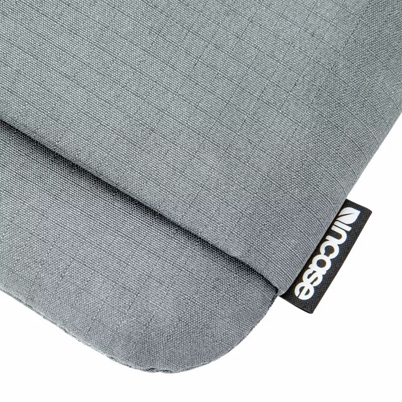 Incase Go ümbris kuni 14-tollisele sülearvutile, ümbriskott, 35,6 cm (14 tolli)