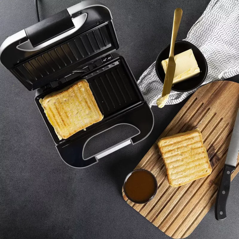 Sandwich Maker Princess 01.127003.01.001 750W Must Hõbedane