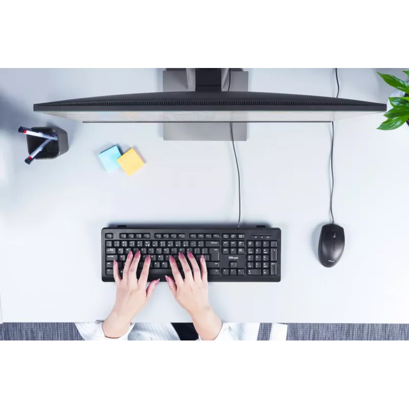 Trust TK-150 klaviatuur Universal USB QWERTY Must