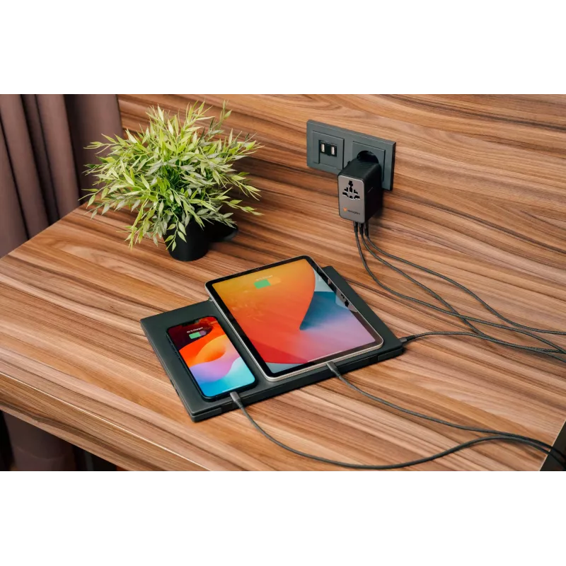 Verbatim Charge 'n' Travel 170W universaalne reisiadapter must