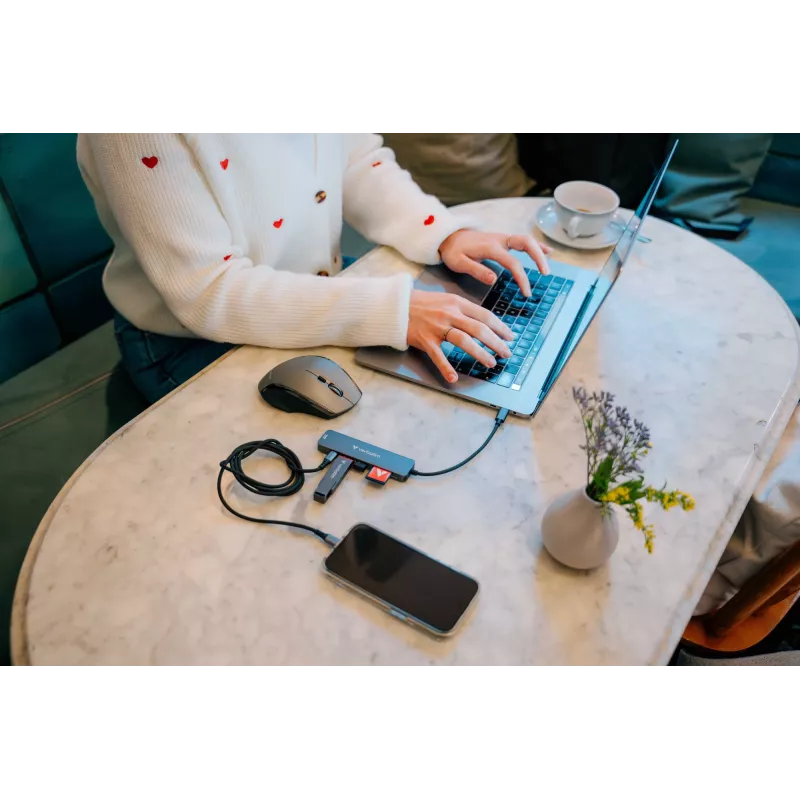 Verbatim USB-C Essentials Multiport Hub 6 porti: HDMI, USB-C PD, USB-A 3.2 Gen 1, USB-A, SD ja microSD
