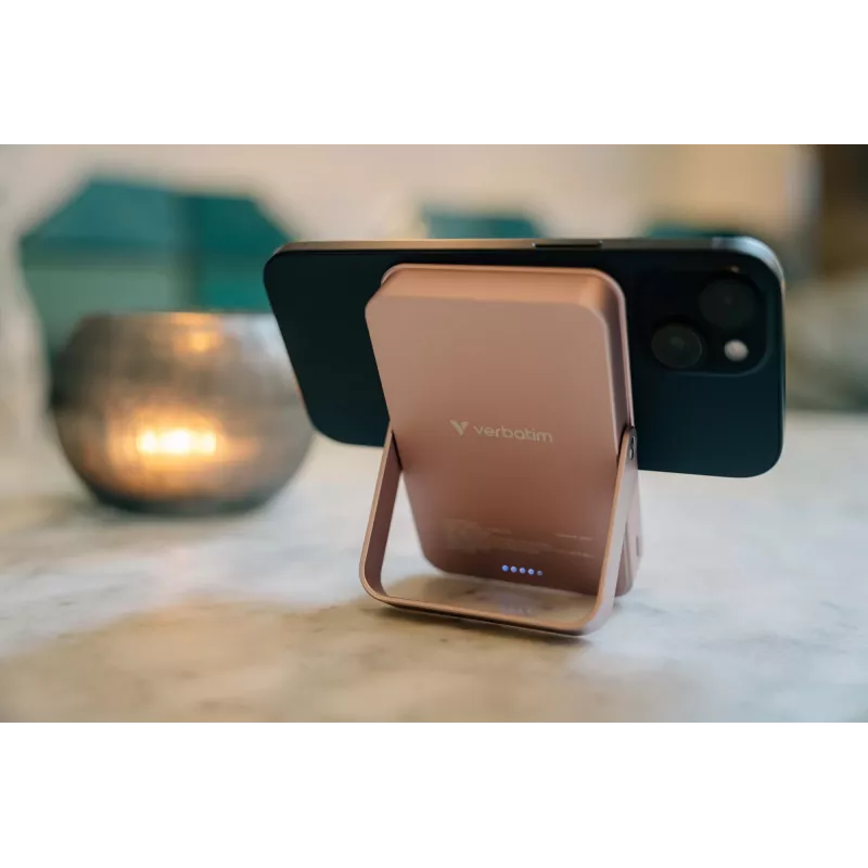 Verbatim Charge 'n' Go magnetiline juhtmevaba akupank statiiviga - 10000 mAh must