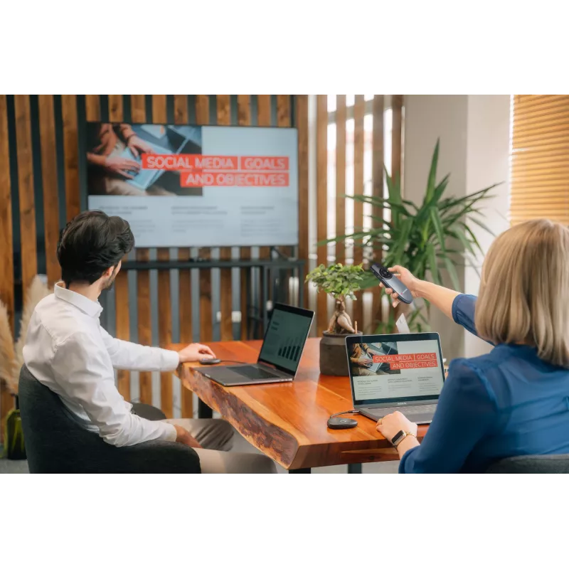 Verbatim Focus juhtmevaba esitlusipult punase laserosutiga, RF, USB, 30 m, must, hõbedane